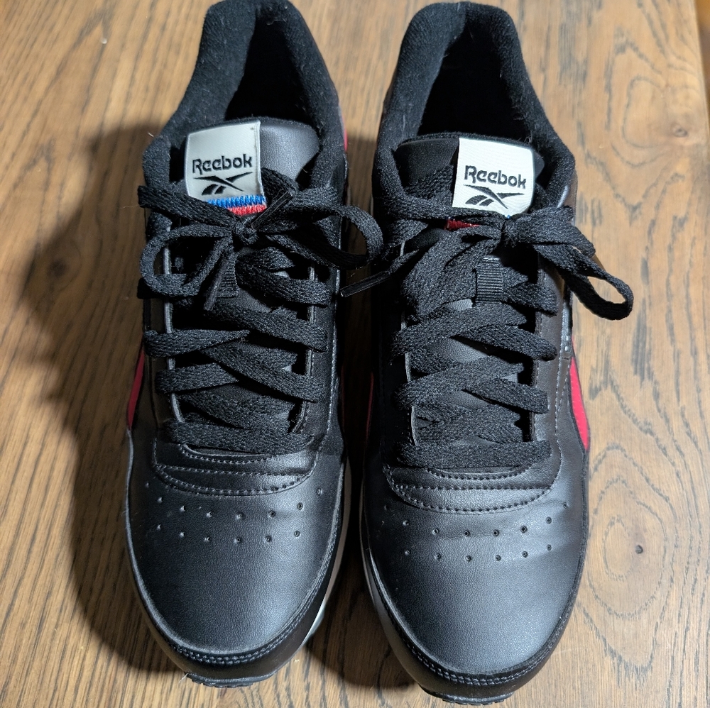 Reebok Men's Black Sneakers with Red Size 8.5